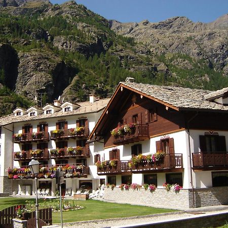 Hotel Jolanda Sport Gressoney-la-Trinité Exteriör bild
