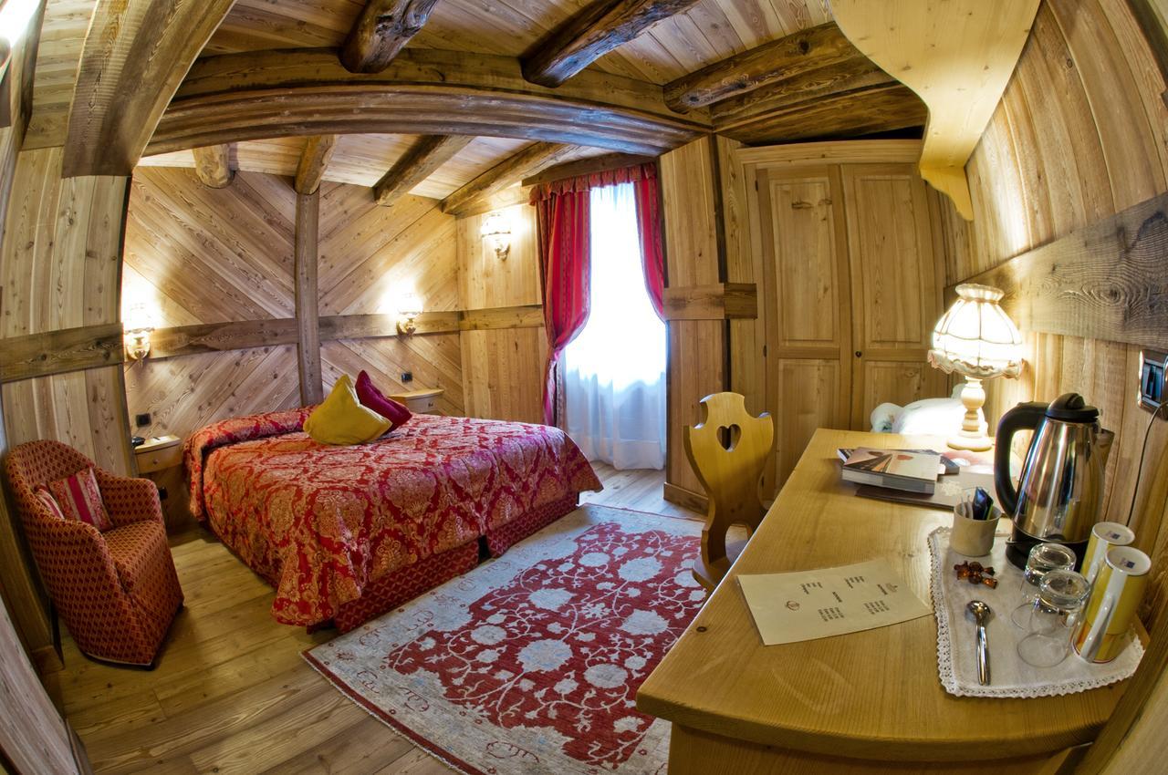 Hotel Jolanda Sport Gressoney-la-Trinité Exteriör bild