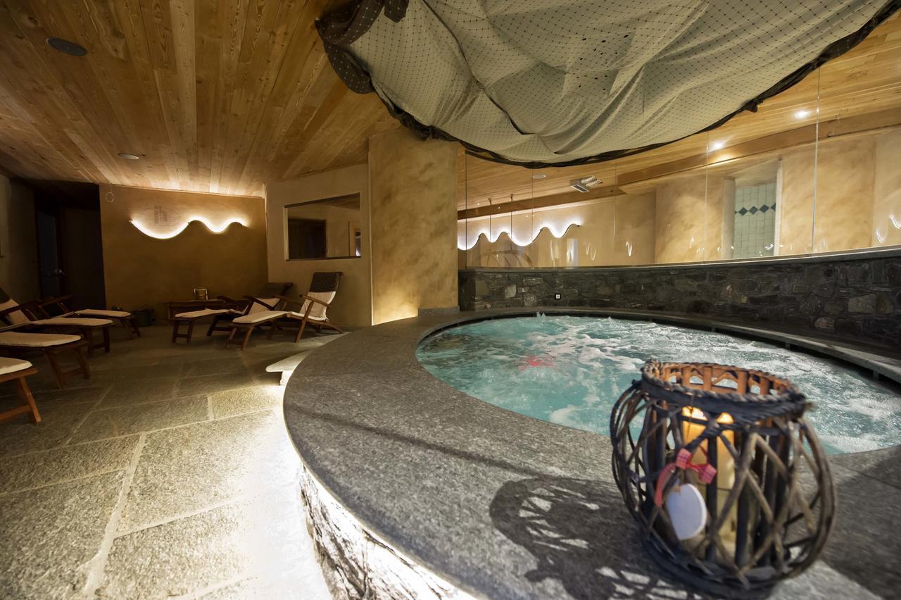 Hotel Jolanda Sport Gressoney-la-Trinité Exteriör bild