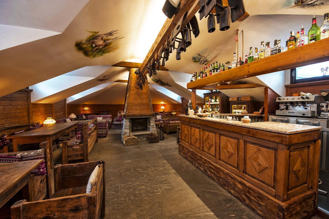 Hotel Jolanda Sport Gressoney-la-Trinité Exteriör bild